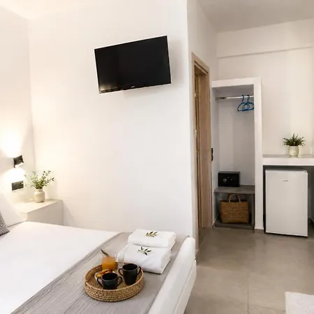 Nest&rest 3* Perissa (Santorini)