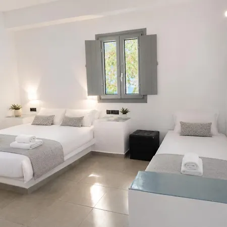 Nest&rest Aparthotel Perissa (Santorini)